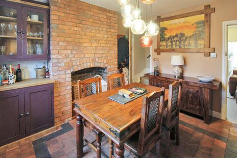 2 bedroom cottage for sale, Hassall Road, Sandbach CW11