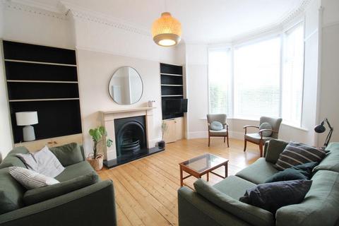 3 bedroom flat to rent, Fonthill Road, Ground Floor, AB11