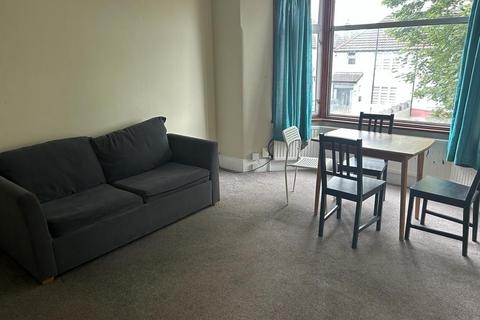 1 bedroom flat to rent, First Floor Flat, Upsdell Avenue, Palmers Green, N13