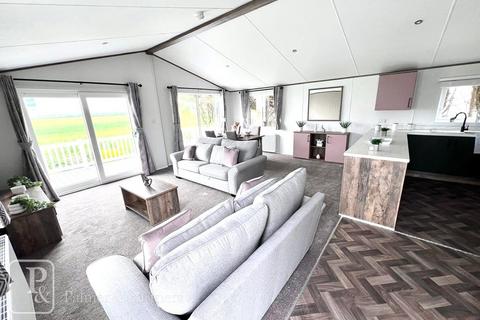2 bedroom detached house for sale, Seawick Holiday Park, Beach Road, St. Osyth, Clacton-on-Sea, Essex, CO16