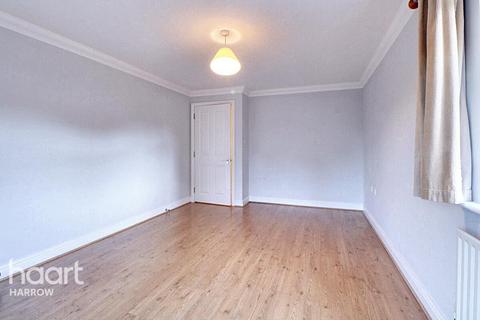 3 bedroom apartment for sale, SOUTH HARROW