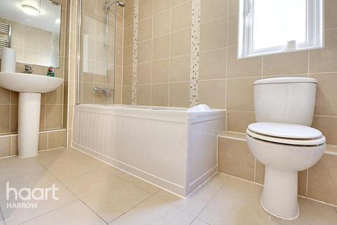 18 Fentiman Way, Harrow, HA2 8FD