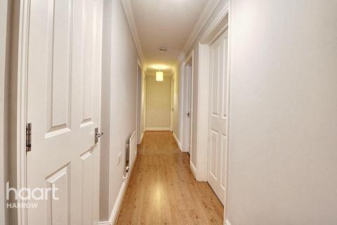 18 Fentiman Way, Harrow, HA2 8FD