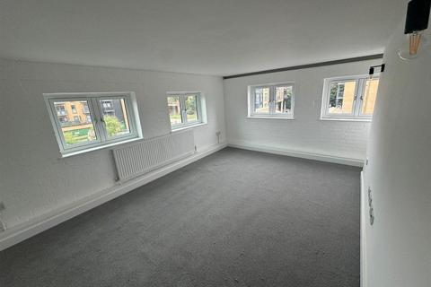 1 bedroom flat to rent, Mills Studios, Ware