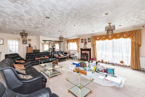 5 bedroom link detached house for sale, Westfield, Longfield DA3