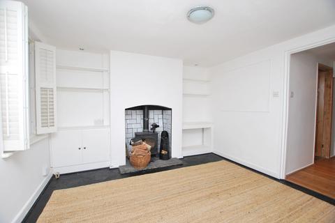 2 bedroom end of terrace house to rent, OLD ROAD