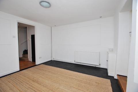 2 bedroom end of terrace house to rent, OLD ROAD