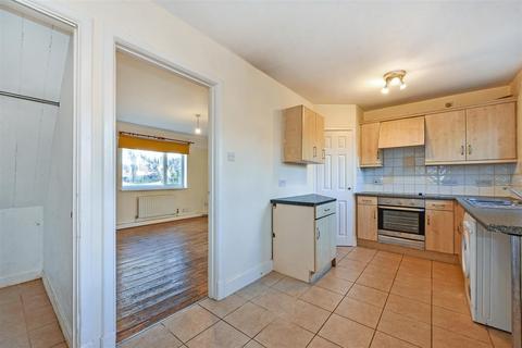 6 Adams Close, Perham Down, Andover, SP11 9JY