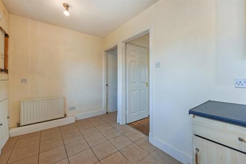 6 Adams Close, Perham Down, Andover, SP11 9JY