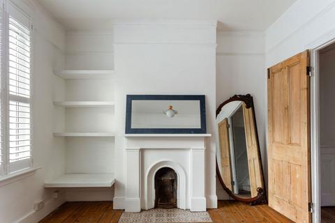 171 Brookmill Road, London, SE8 4JH