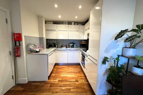 1 bedroom flat to rent, Kay Street, London E2