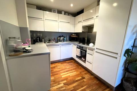 1 bedroom flat to rent, Kay Street, London E2