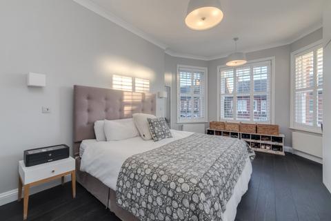 22 Keyes Road, London, NW2 3XA