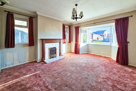 2 bedroom semi-detached bungalow for sale, High Street, Harrogate, HG2