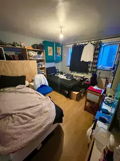 2 Darwell Close, London, E6 6BT