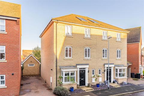 12 Allard Way, Saffron Walden, CB11 3GP