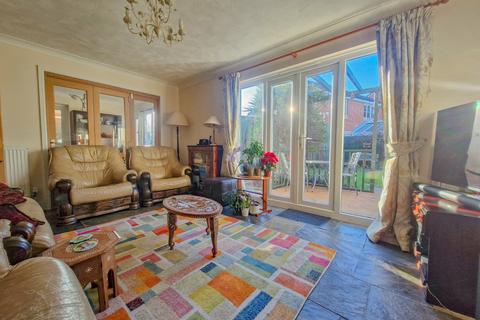 4 bedroom detached house for sale, Priestley Way, Burnham-On-Sea, Somerset, TA8