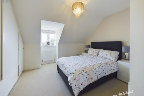 3 bedroom townhouse for sale, Prince Rupert Drive, Aylesbury