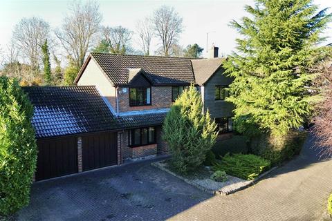 5 bedroom detached house for sale, Windermere Close, Winnersh, Wokingham, Berkshire, RG41