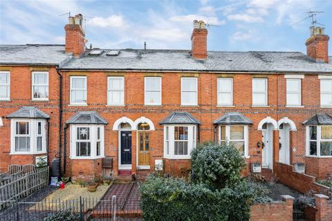 3 bedroom terraced house for sale, Victoria Road, Reading RG10