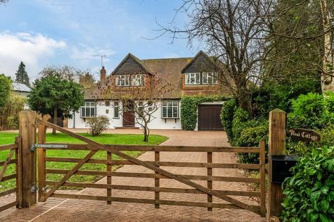 4 bedroom detached house for sale, MEADOWSIDE, GREAT BOOKHAM, KT23