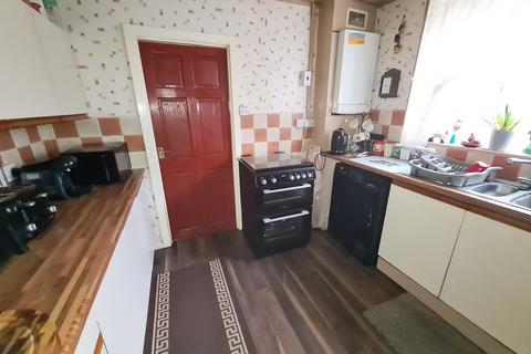 11 Coniston Grove, Ashton-under-lyne, OL7 9EN