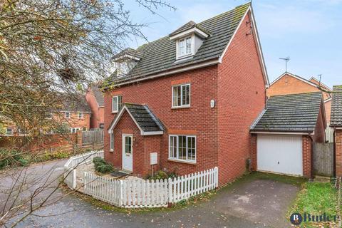 5 bedroom detached house for sale, Quantock Close, Stevenage