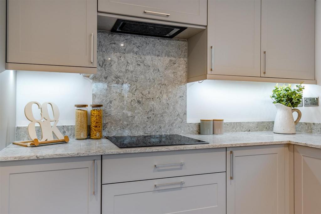 8632067-interior22.jpg