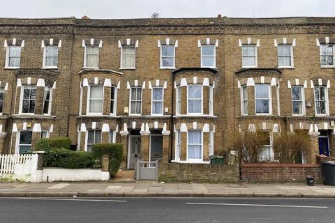 4 bedroom house to rent, Norwood Road, London