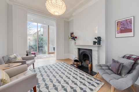 4 bedroom terraced house for sale, Florence Street, London, N1