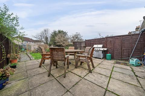 42 Bridge Road, Uxbridge, UB8 2QP