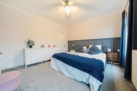 42 Bridge Road, Uxbridge, UB8 2QP