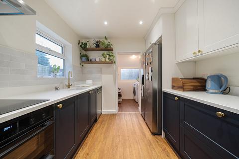 42 Bridge Road, Uxbridge, UB8 2QP