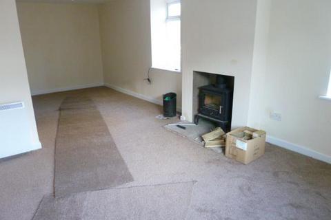 3 bedroom terraced house to rent, Weatherley Street, Seahouses, Northumberland