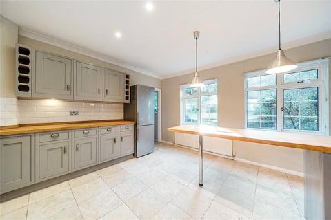 4 bedroom link detached house for sale, Tilford Road, Surrey GU26