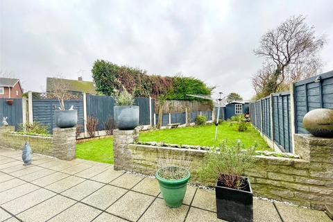 4 bedroom semi-detached house for sale, Fairview Drive, Westcliff-on-Sea, Essex, SS0