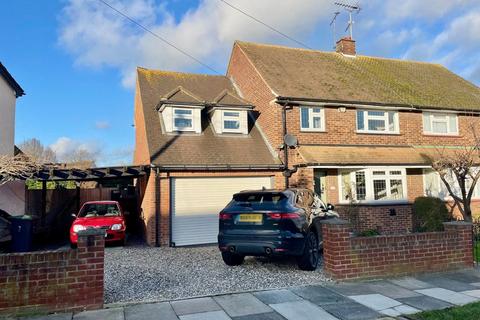 4 bedroom semi-detached house for sale, Fairview Drive, Westcliff-on-Sea, Essex, SS0