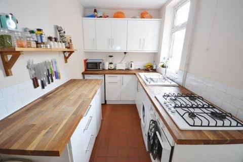 2 bedroom terraced house to rent, Ripon Street, Leicester