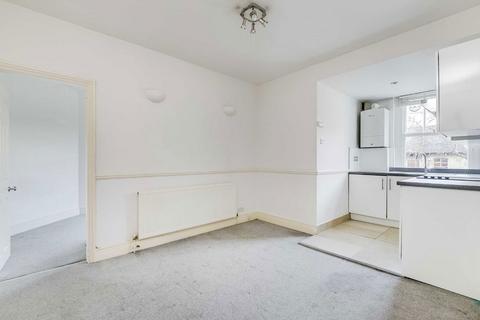 1 bedroom flat for sale, Chiswick Road, London W4