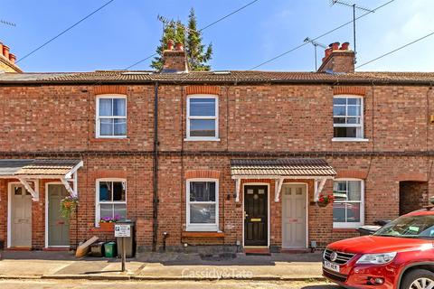 3 bedroom terraced house to rent, Arthur Road, St Albans