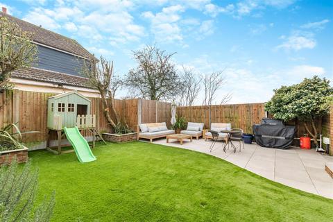 3 bedroom end of terrace house for sale, Four Acres, East Malling