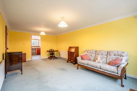 2 bedroom flat for sale, Balcarres Avenue, Flat 11, Kelvindale Glasgow G12 0QG