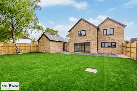 4 bedroom detached house for sale, Manor Road, Barton-le-Clay MK45