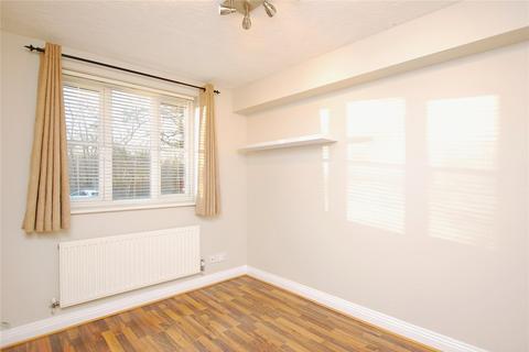 4 bedroom terraced house to rent, St. Marys Way, Guildford, Surrey, GU2