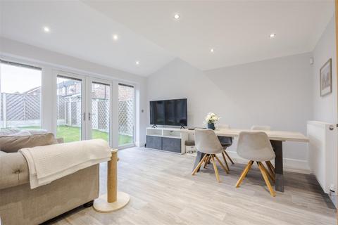 27 Bayleaf Lane, Barton-upon-humber, DN18 5GQ