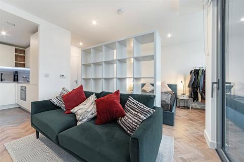 Studio to rent, Skyline Apartments, 11 Makers Yard, London, E3