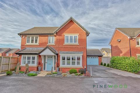 4 bedroom detached house for sale, Hawke Brook Close, Chesterfield S44