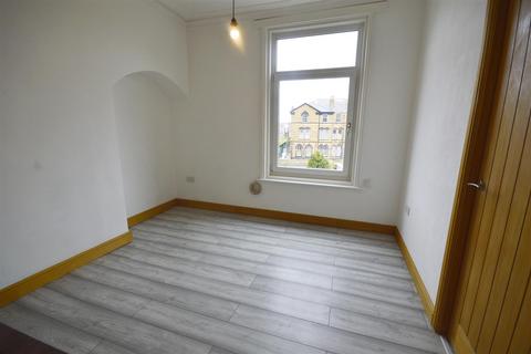 2 bedroom flat to rent, 5 Beulah Terrace, Scarborough YO11