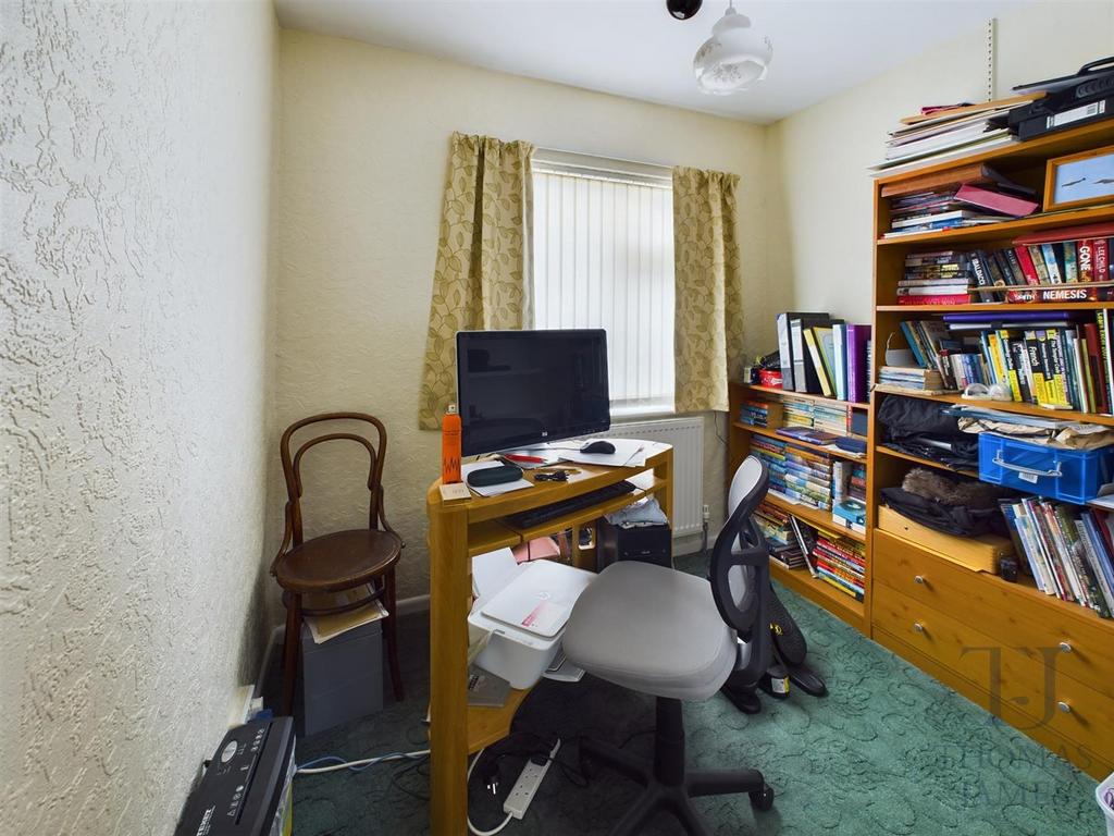 CAM03835 G0-PR0012-STILL005.jpg