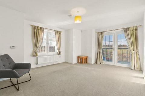 2 bedroom flat for sale, Foxglove Road, Newton Mearns, G77